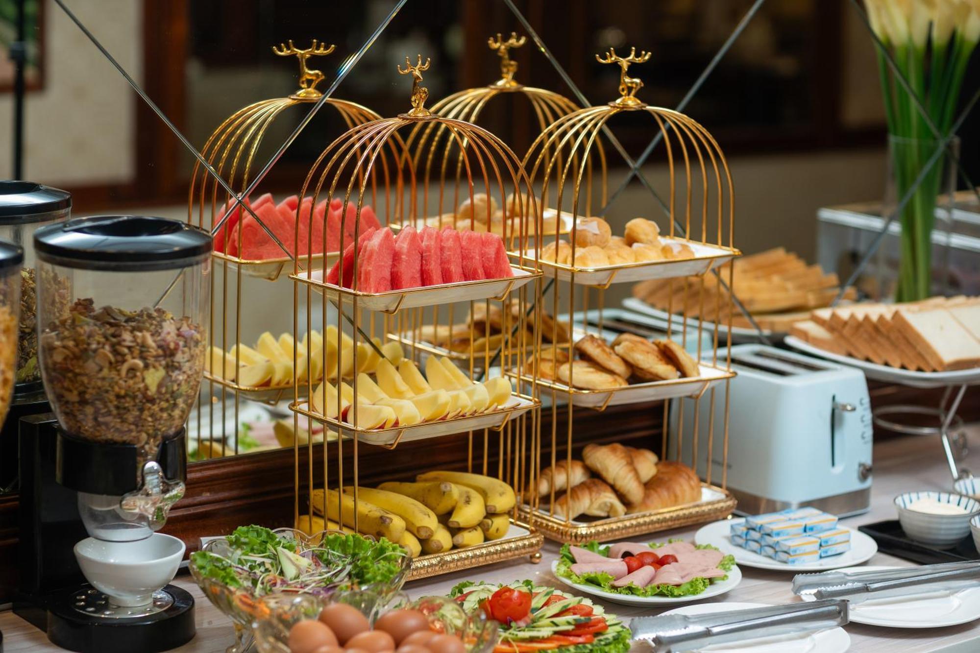 The West Hotel & Spa Hanoi Esterno foto