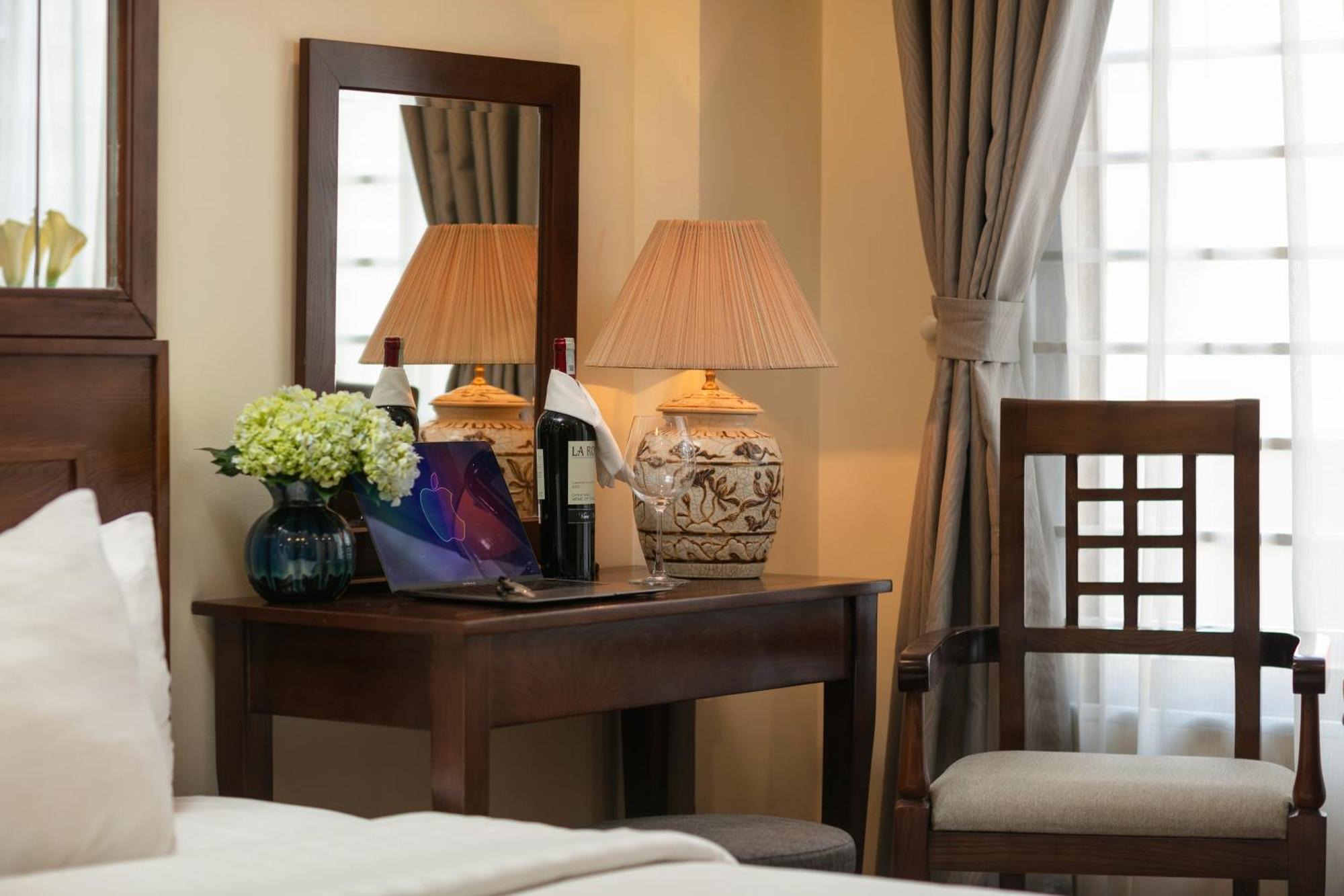 The West Hotel & Spa Hanoi Esterno foto