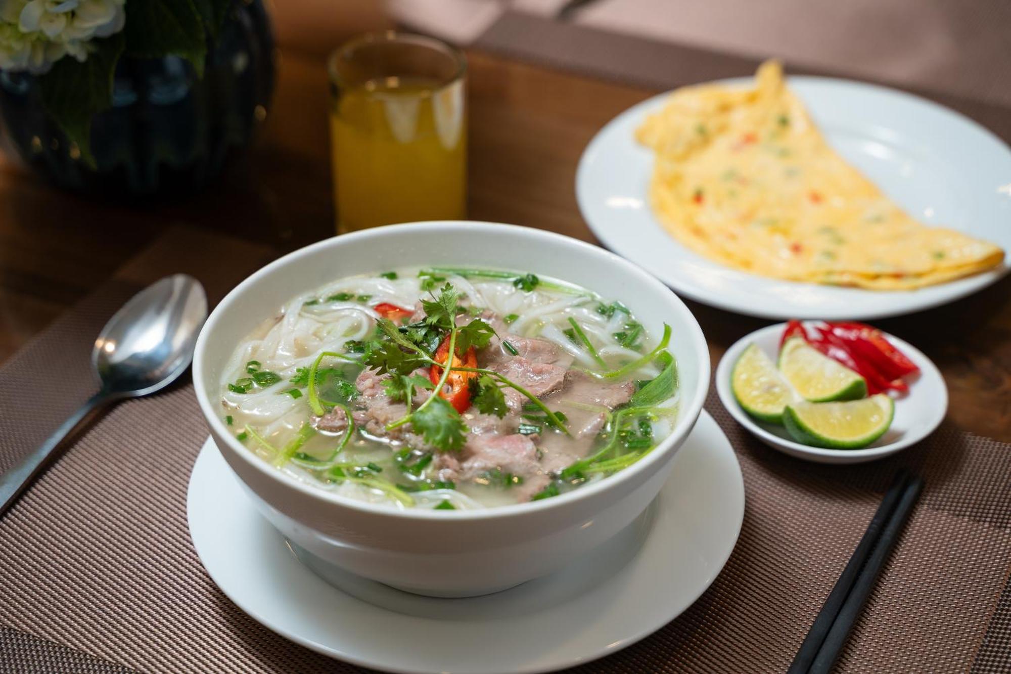 The West Hotel & Spa Hanoi Esterno foto